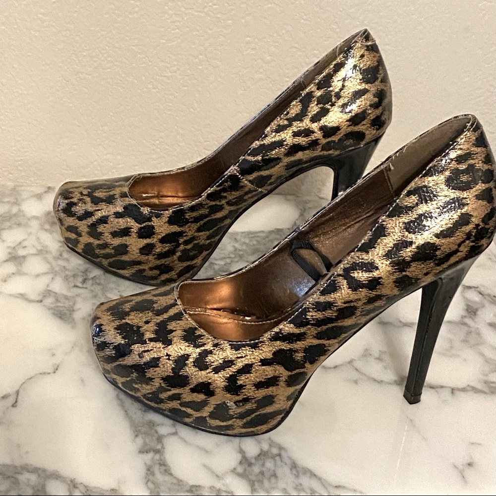 Steve Madden Leopard P-ROZA Platform High Heel Pumps Stiletto Women's Size 8